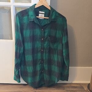 American Eagle Outfitters Green and Black Boyfriend Fit Shirt